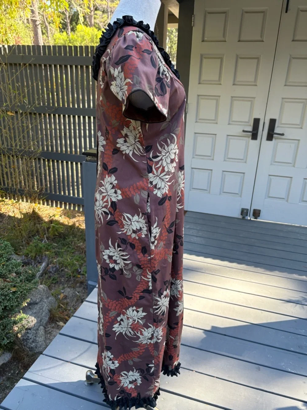 Vintage Karyl  Kaye Ruffle Floral 🌺Hawaiian 🌺 Muumuu Maxi Dress - Picture 4 of 9